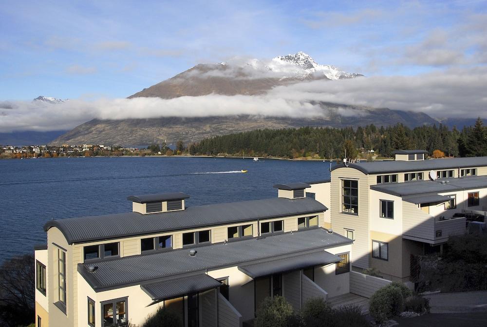 Breakfree The Point Aparthotel Queenstown Exterior photo