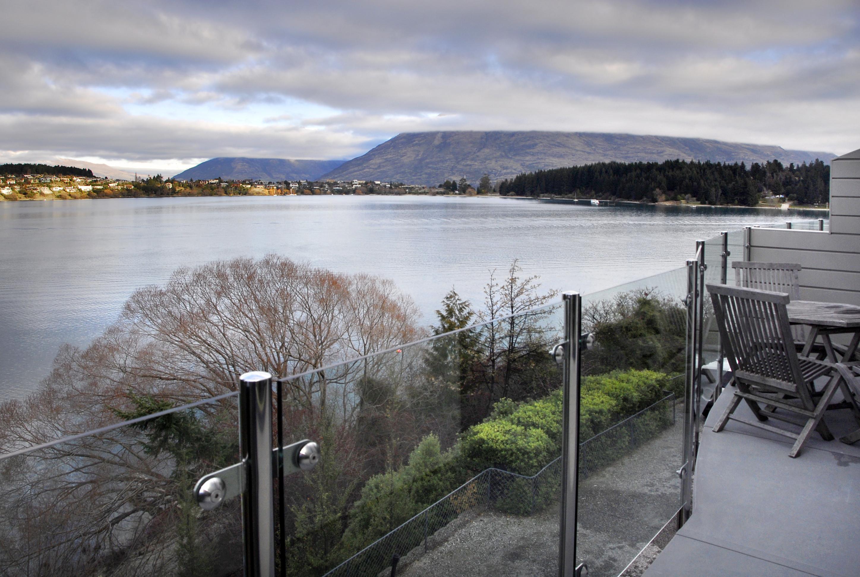 Breakfree The Point Aparthotel Queenstown Exterior photo