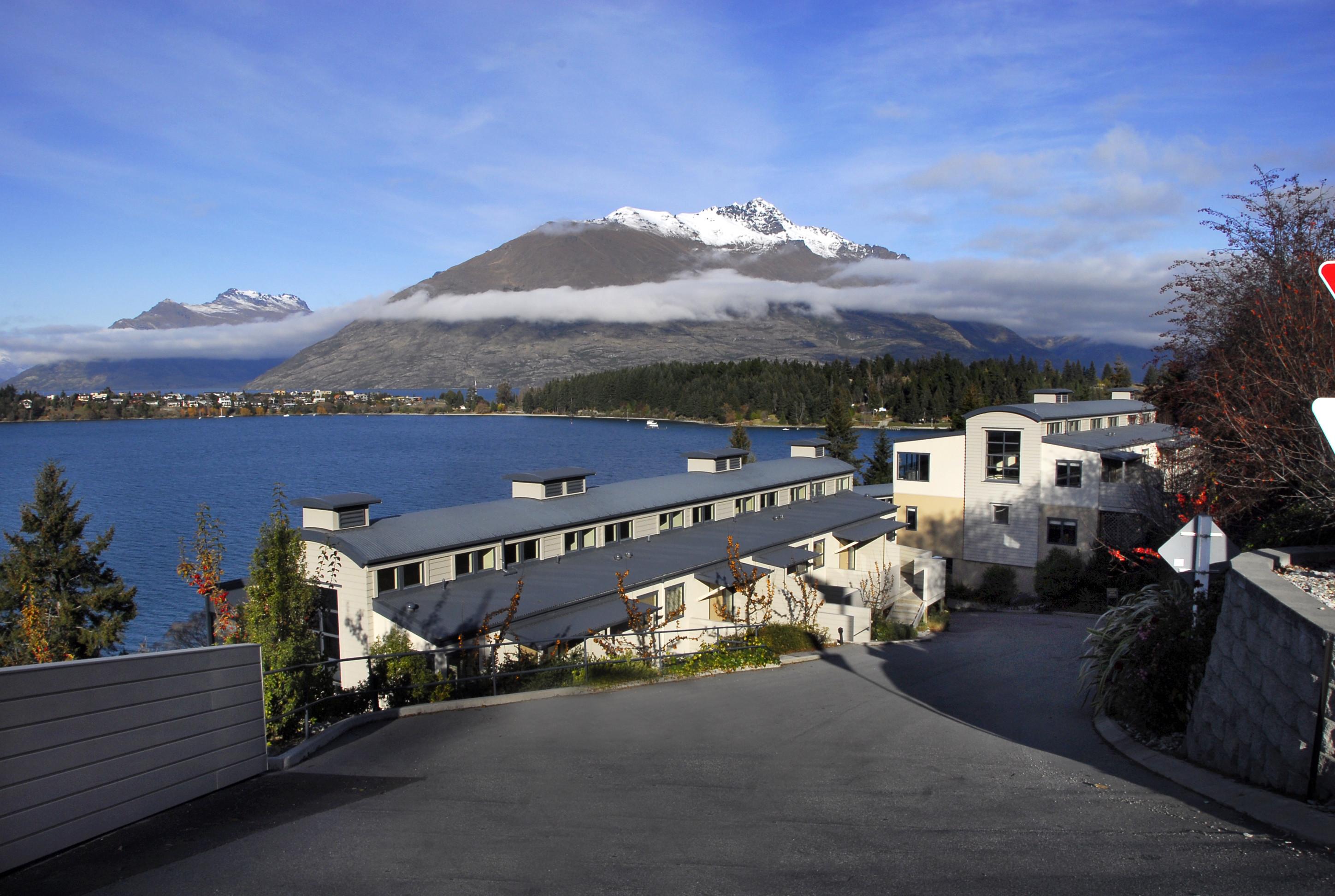 Breakfree The Point Aparthotel Queenstown Exterior photo