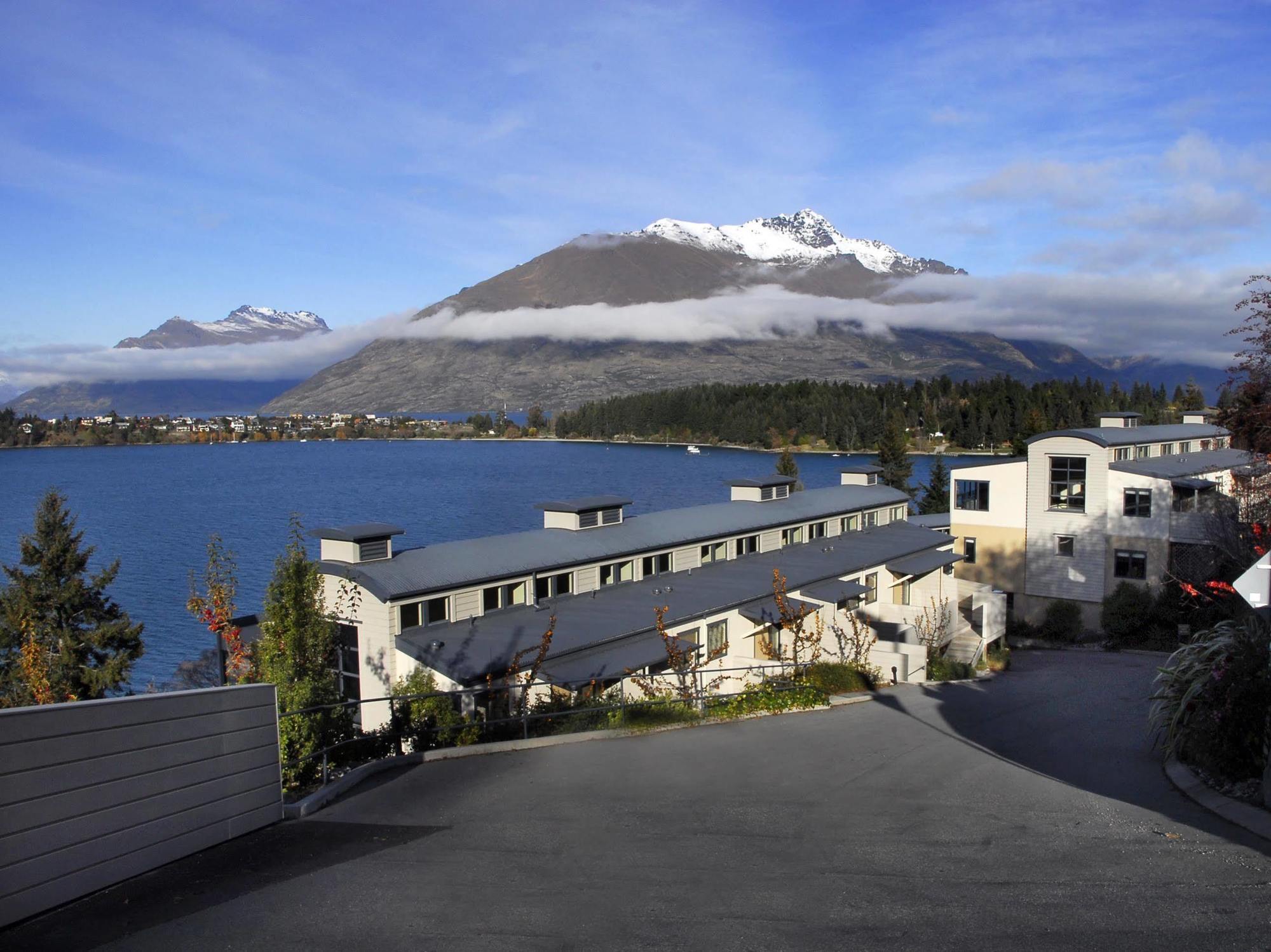 Breakfree The Point Aparthotel Queenstown Exterior photo