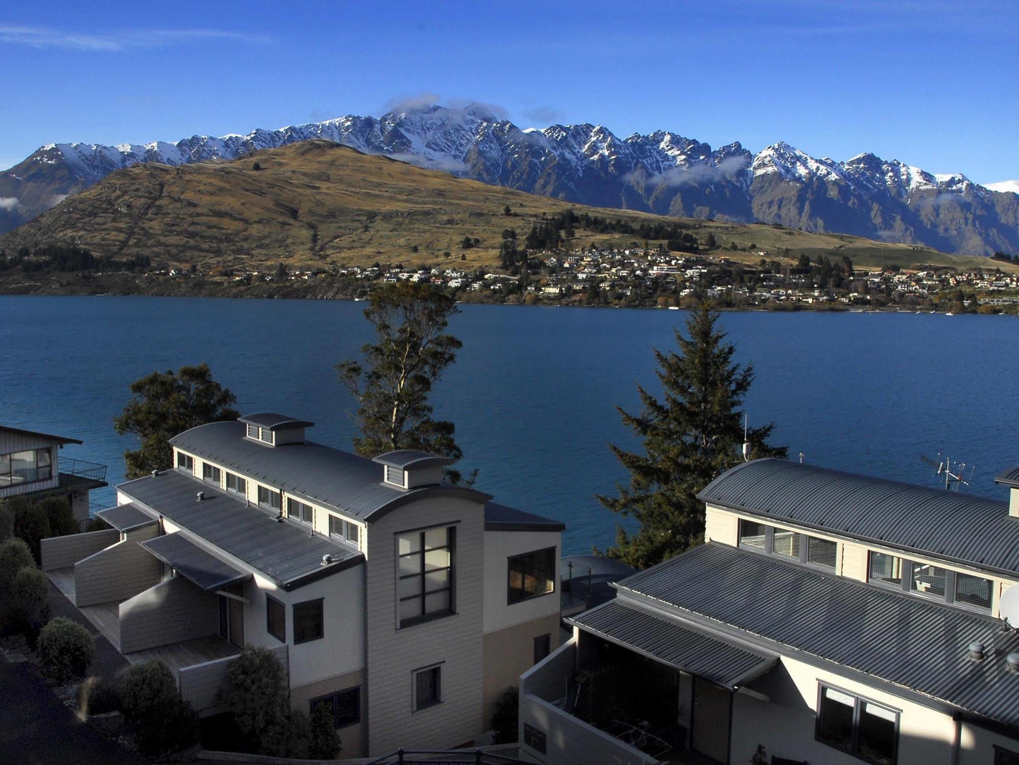 Breakfree The Point Aparthotel Queenstown Exterior photo