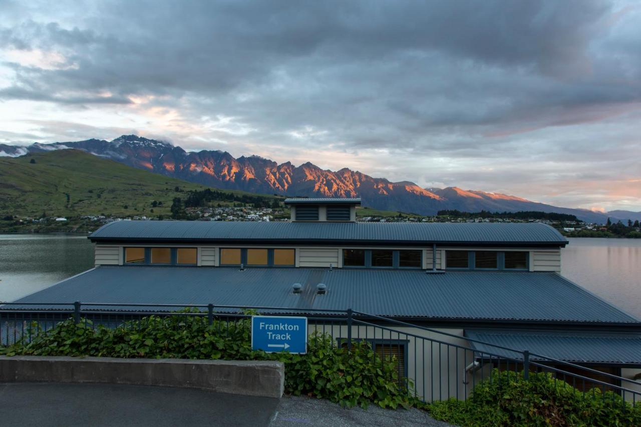 Breakfree The Point Aparthotel Queenstown Exterior photo